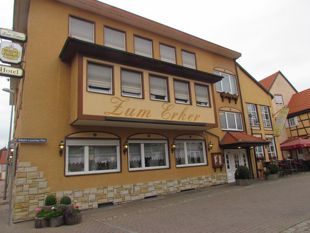 Hotel Zum Erker Trebur ภายนอก รูปภาพ